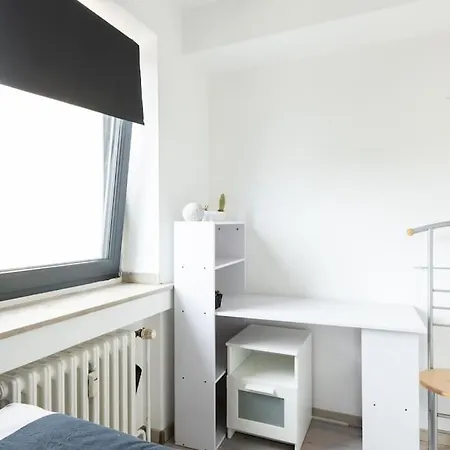 Cozy Loft With Mercatorstasse Wiev Wi-fi - Smarttv Apartment