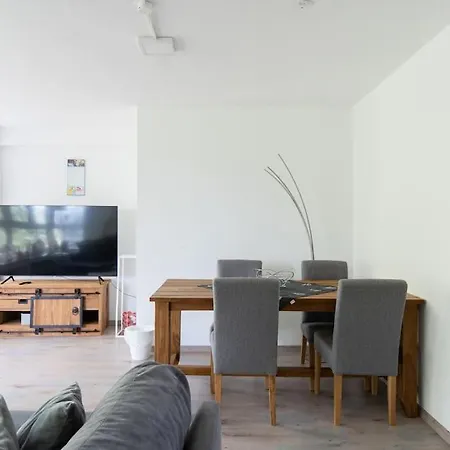 Cozy Loft With Mercatorstasse Wiev Wi-fi - Smarttv Duisburg