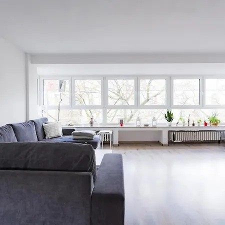 Cozy Loft With Mercatorstasse Wiev Wi-fi - Smarttv Apartment